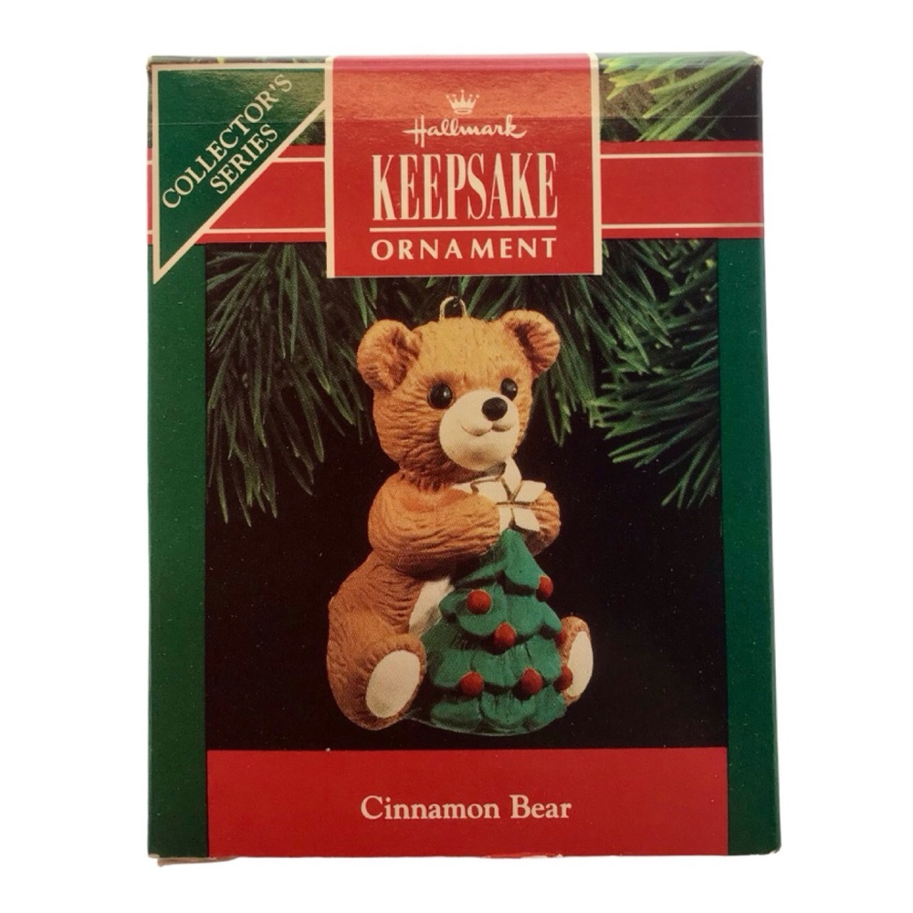 Hallmark 1990 “Cinnamon Bear” Christmas Ornament - Picture 7 of 9